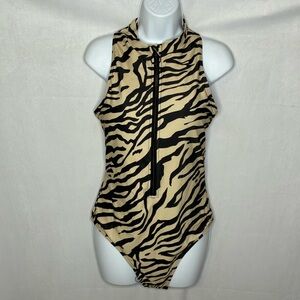 NWOT Floerns Zebra Print Front-Zip One-Piece Swimsuit size Extra Large